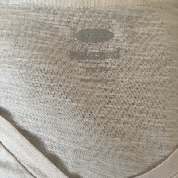 Old Navy XS Cali V Neck - Picture 4 of 4